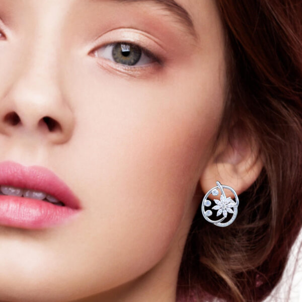 Elegant Swarovski Silver Earrings