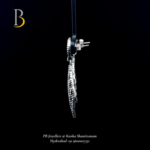 Elegant Silver Diamond-Shaped Earrings