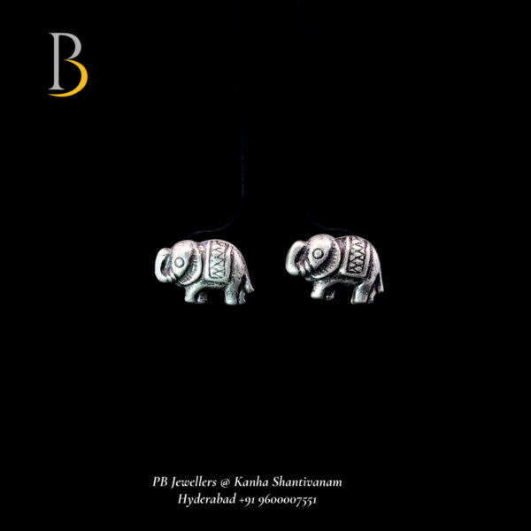 Elegant Elephant Earring Design