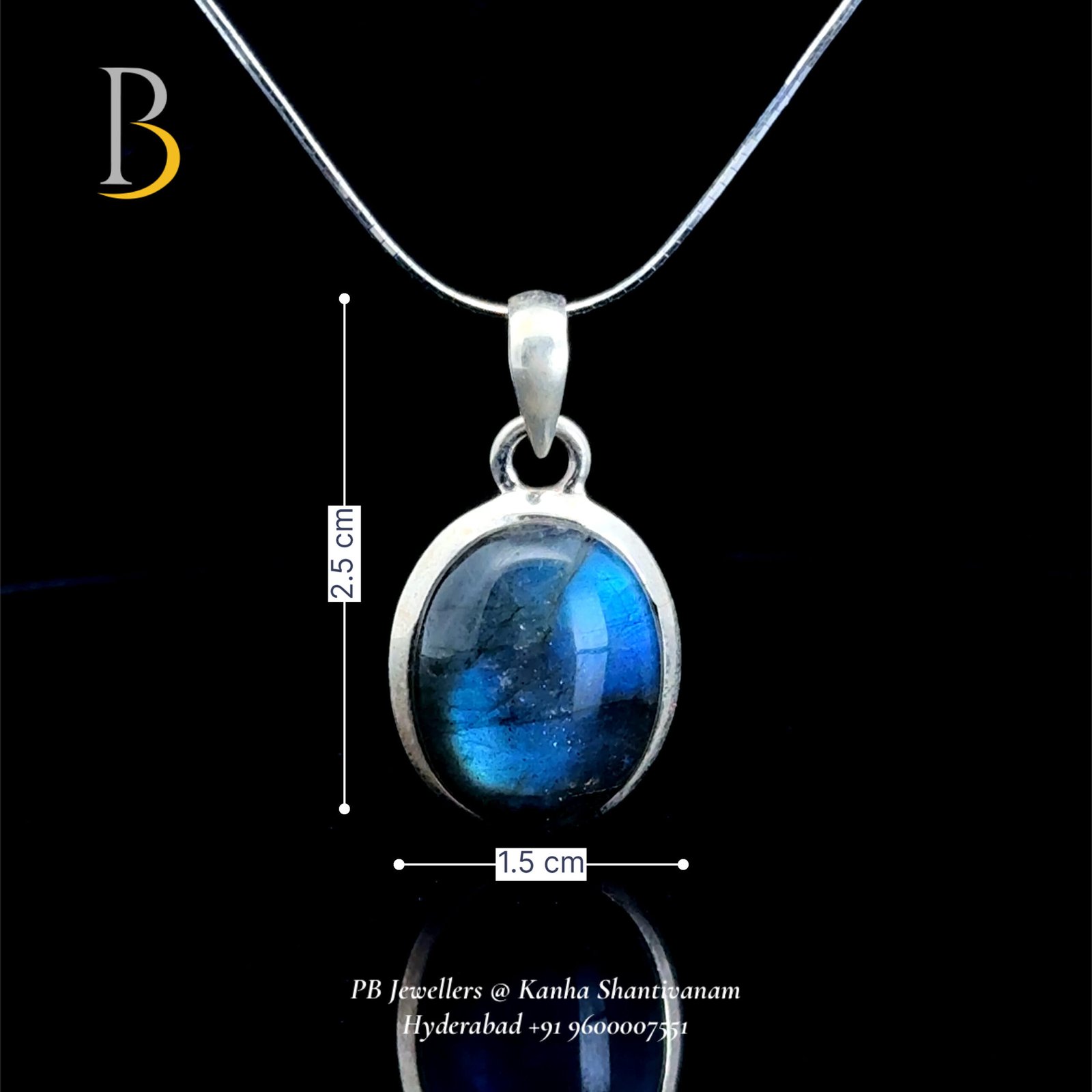 92.5 Sterling Silver Labradorite Oval Pendant ✨