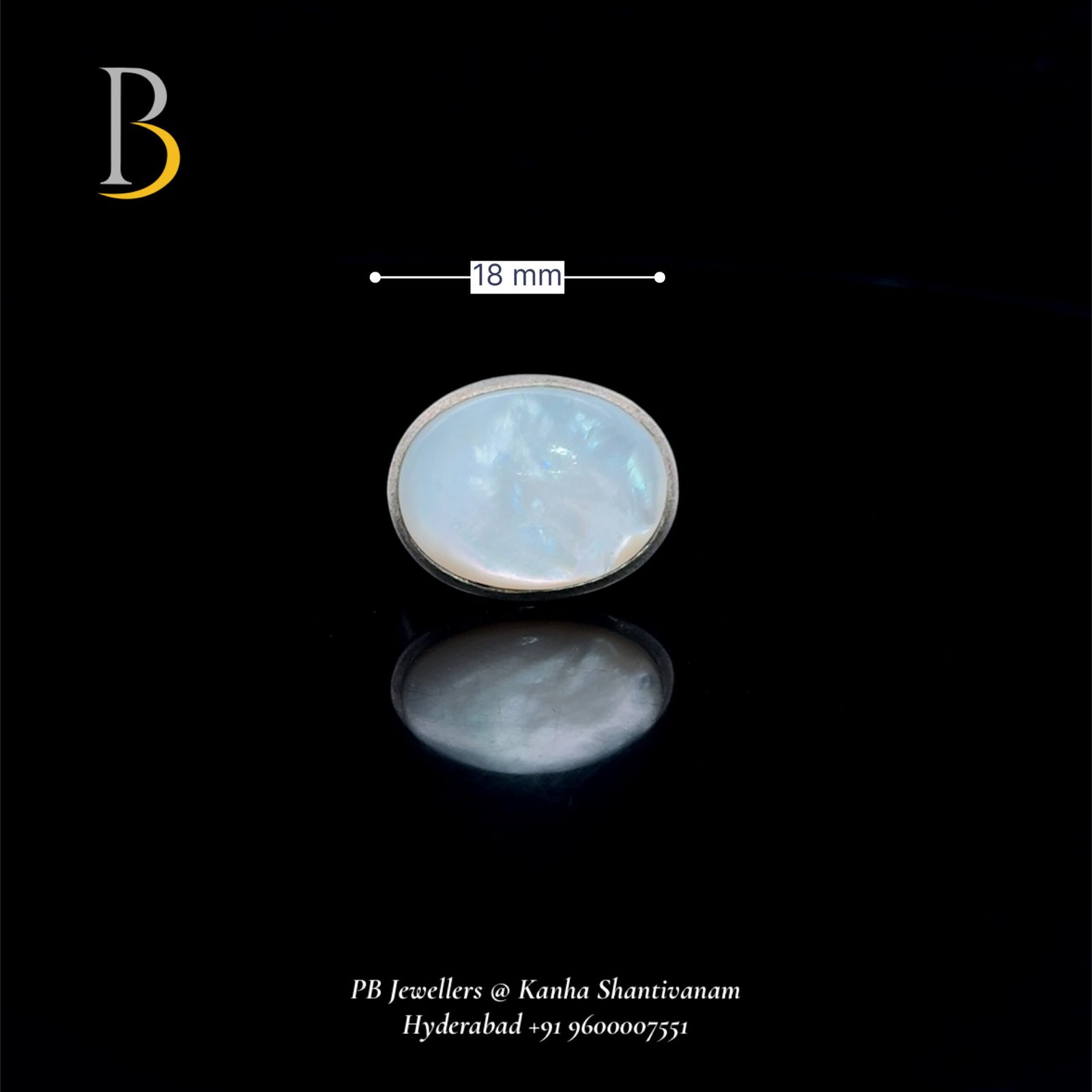 92.5 Silver Mother of Pearl Oval Ring ✨